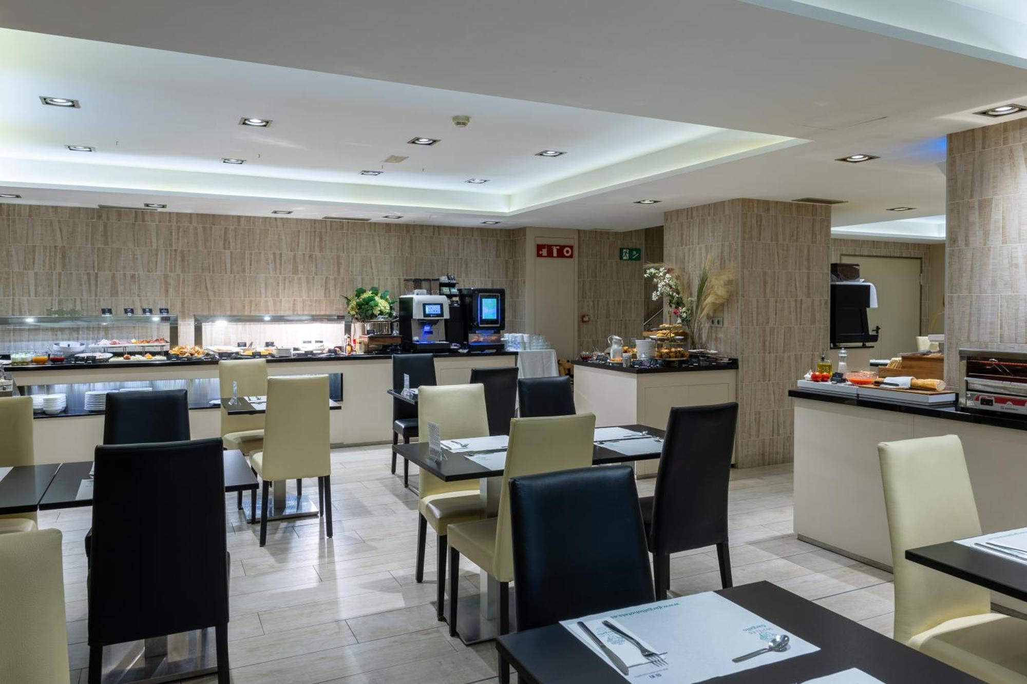 Hotel Santa Marta 2*