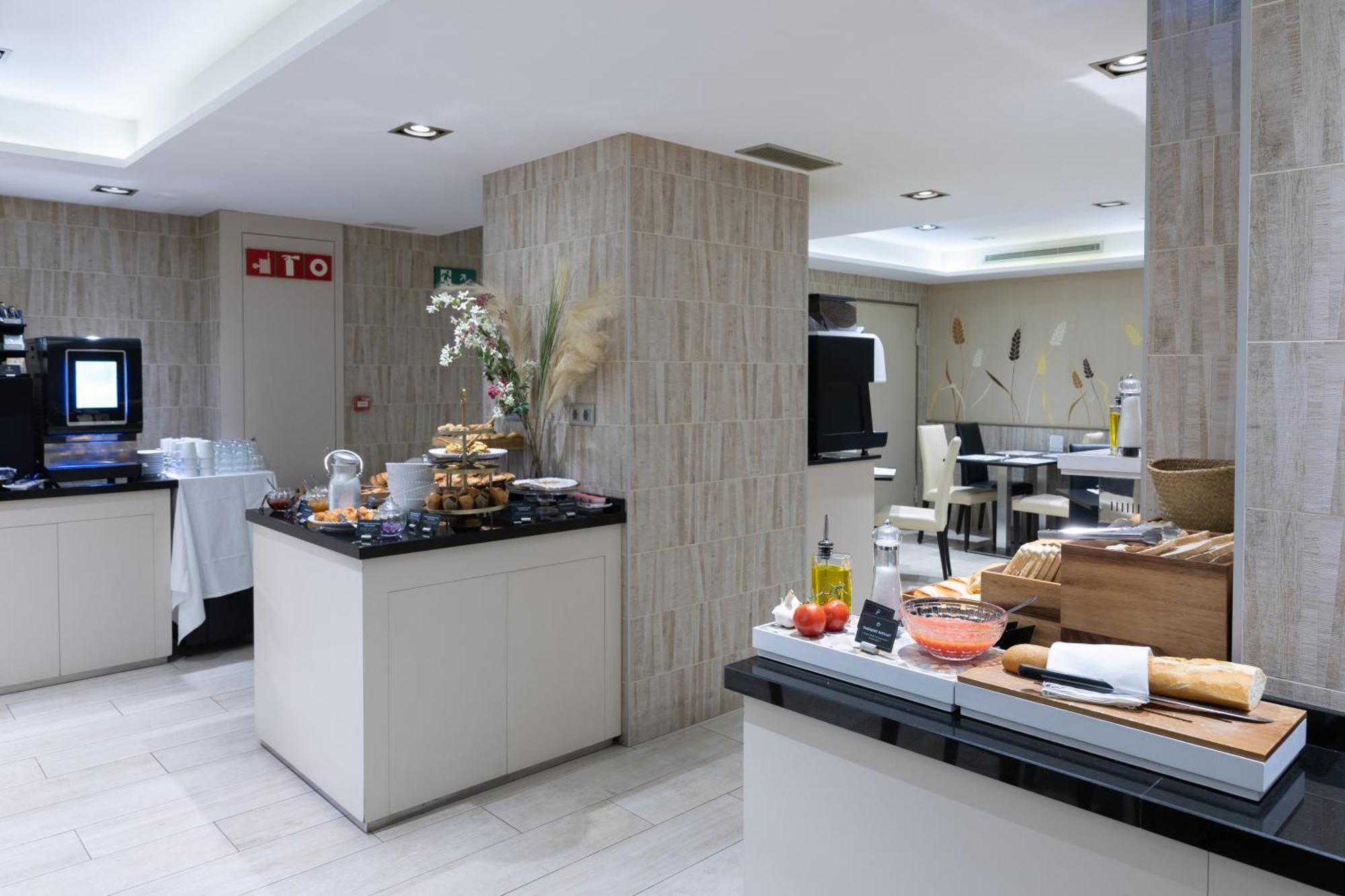 Hotel Santa Marta